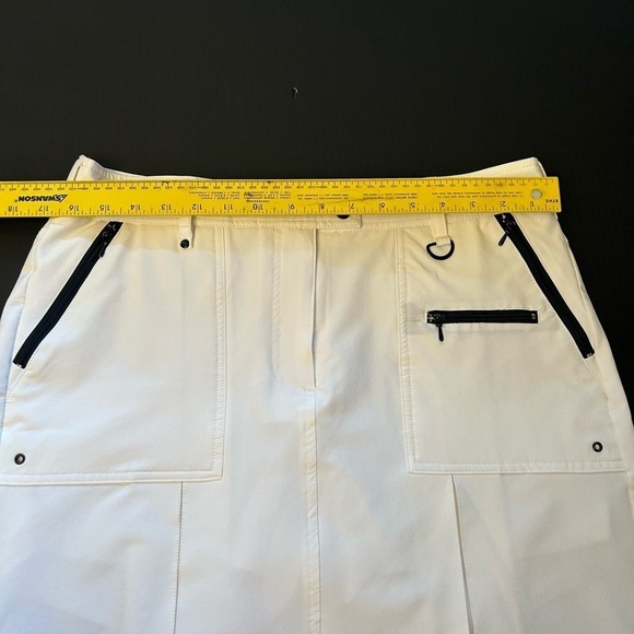 GG Blue white skirt skort w/zip pockets, 2 pleats & back split UPF30 + Sz-8. N18 - Picture 10 of 11